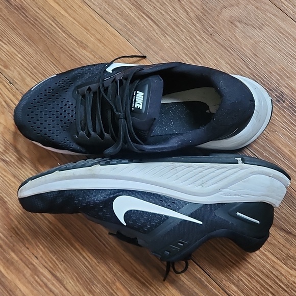 Nike Air Zoom Structure 23 Black White size 11.5 - Picture 3 of 9